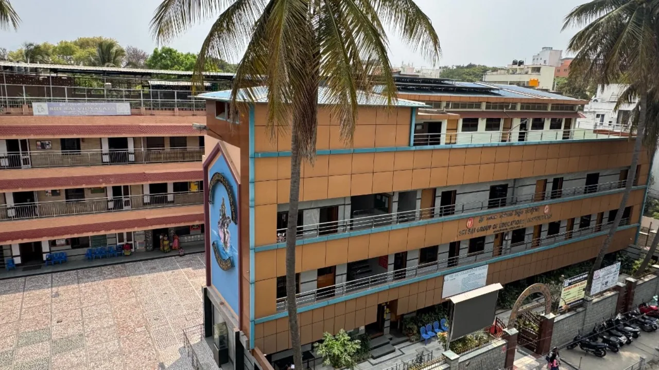 campus 4