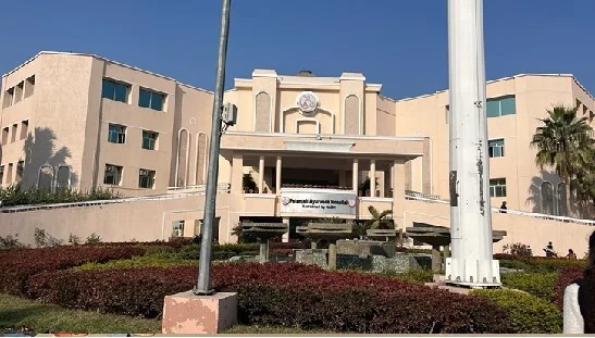 campus 8