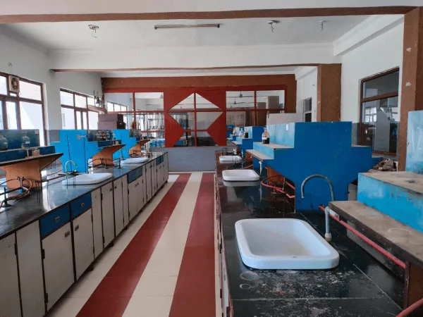 campus 4