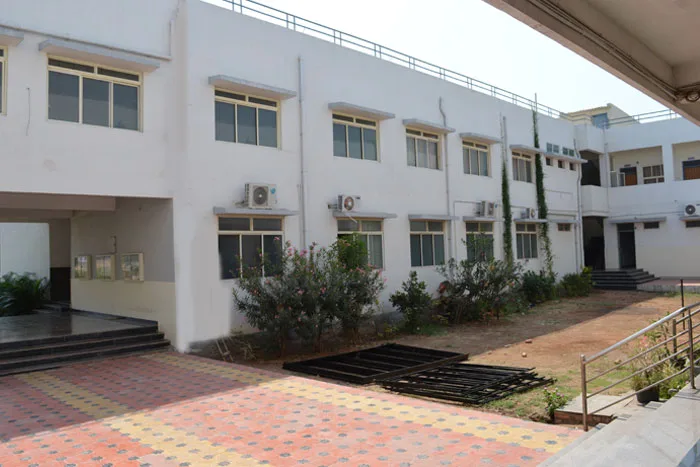 campus 6