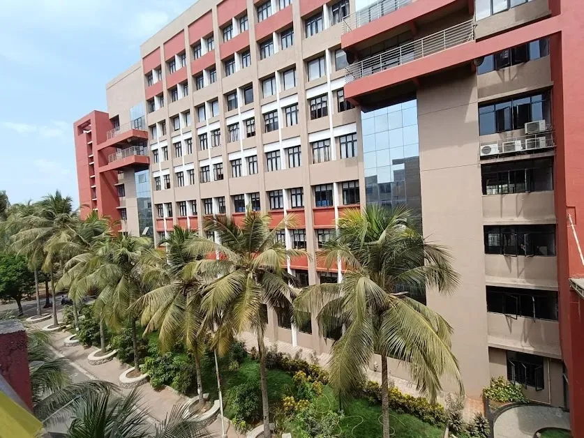 campus 4