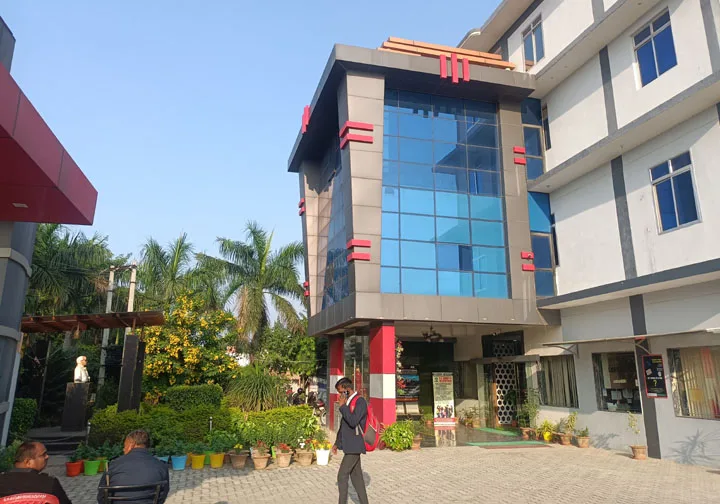 campus 6