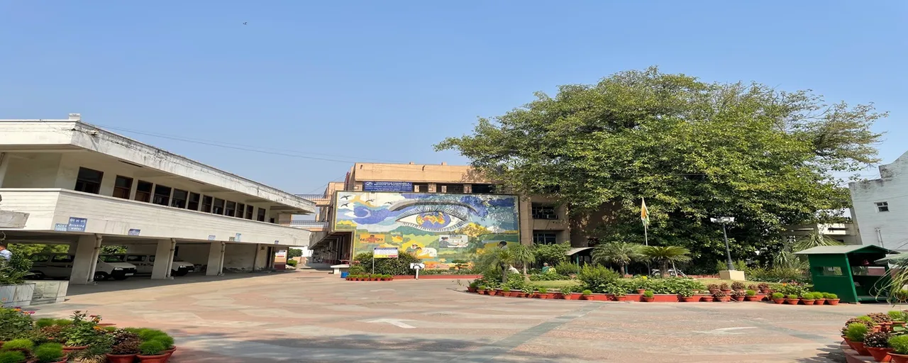 slide-main-1 — Banarsidas Chandiwala Institute of Physiotherapy