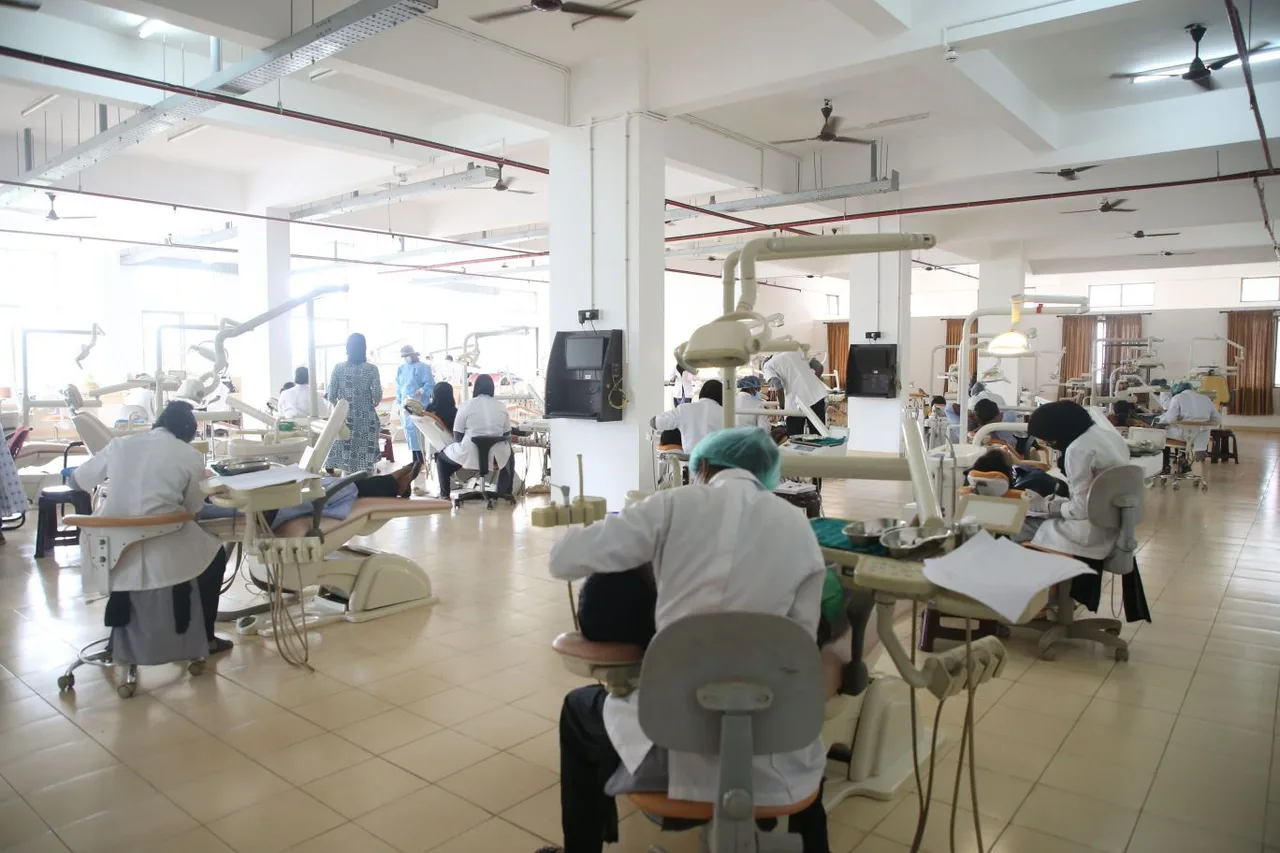 KMCT Dental College — Periodontology Department Gallery Image 6