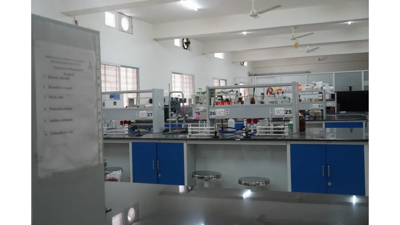 Department of Biochemistry student laboratory at Siddaganga Medical College