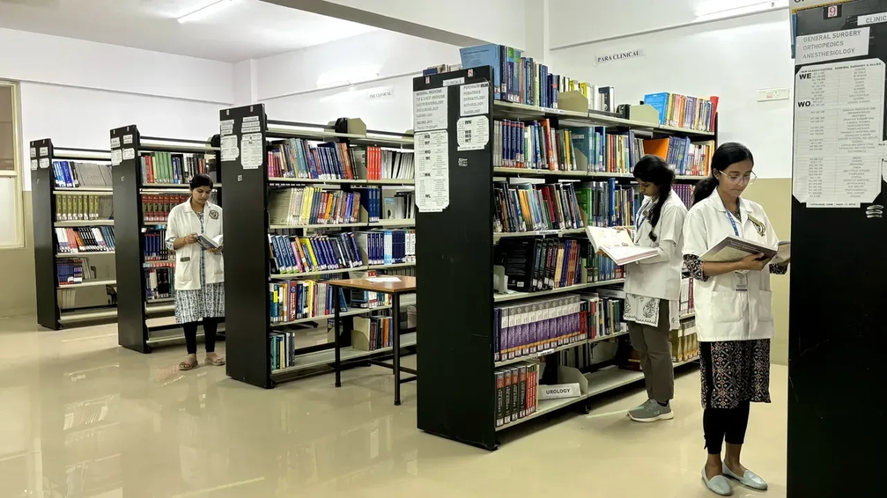 Students in the central library of Sri Siddhartha Institute of Medical Sciences
