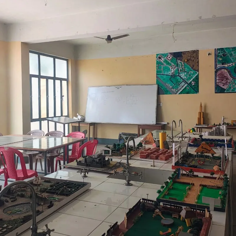 Model Making Lab — Piloo Mody College of Architecture