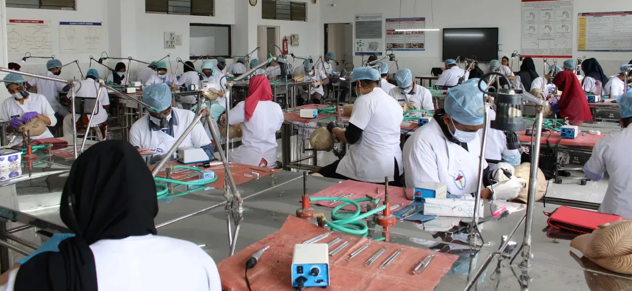 M.A. Rangoonwala College of Dental Sciences & Research Centre — Homepage Campus Tour Image Student Clinic