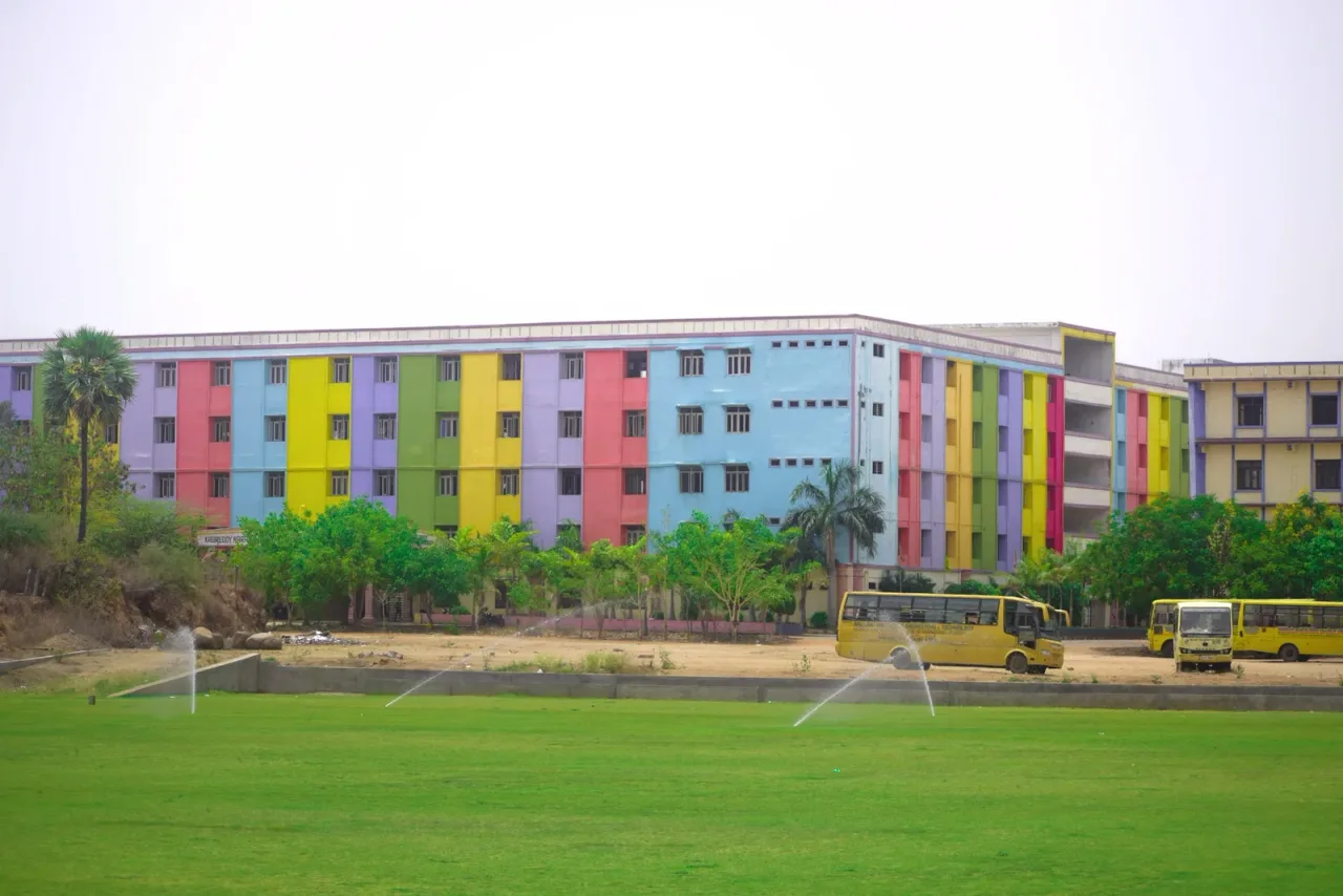 campus 6