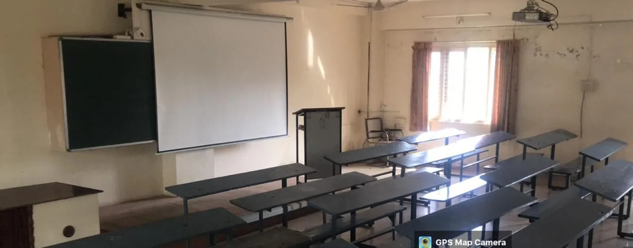 campus 8