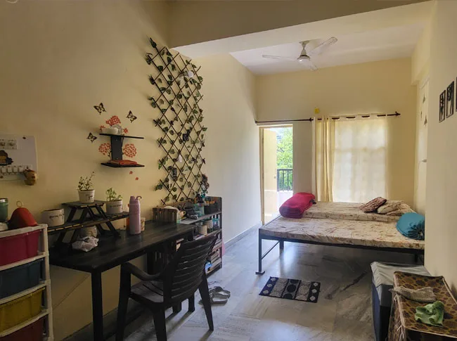 Himachal Dental College — Wall Decor And Personal Touches For Hostel Rooms To Create Comfort