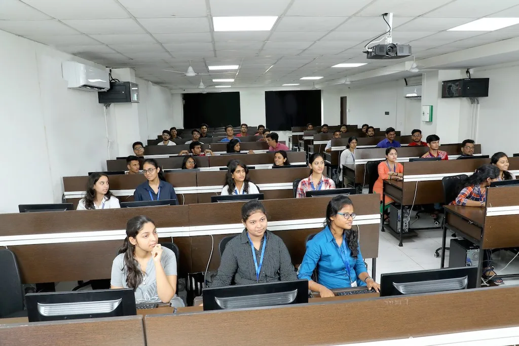 Lab 405 — A. P. Shah Institute of Technology