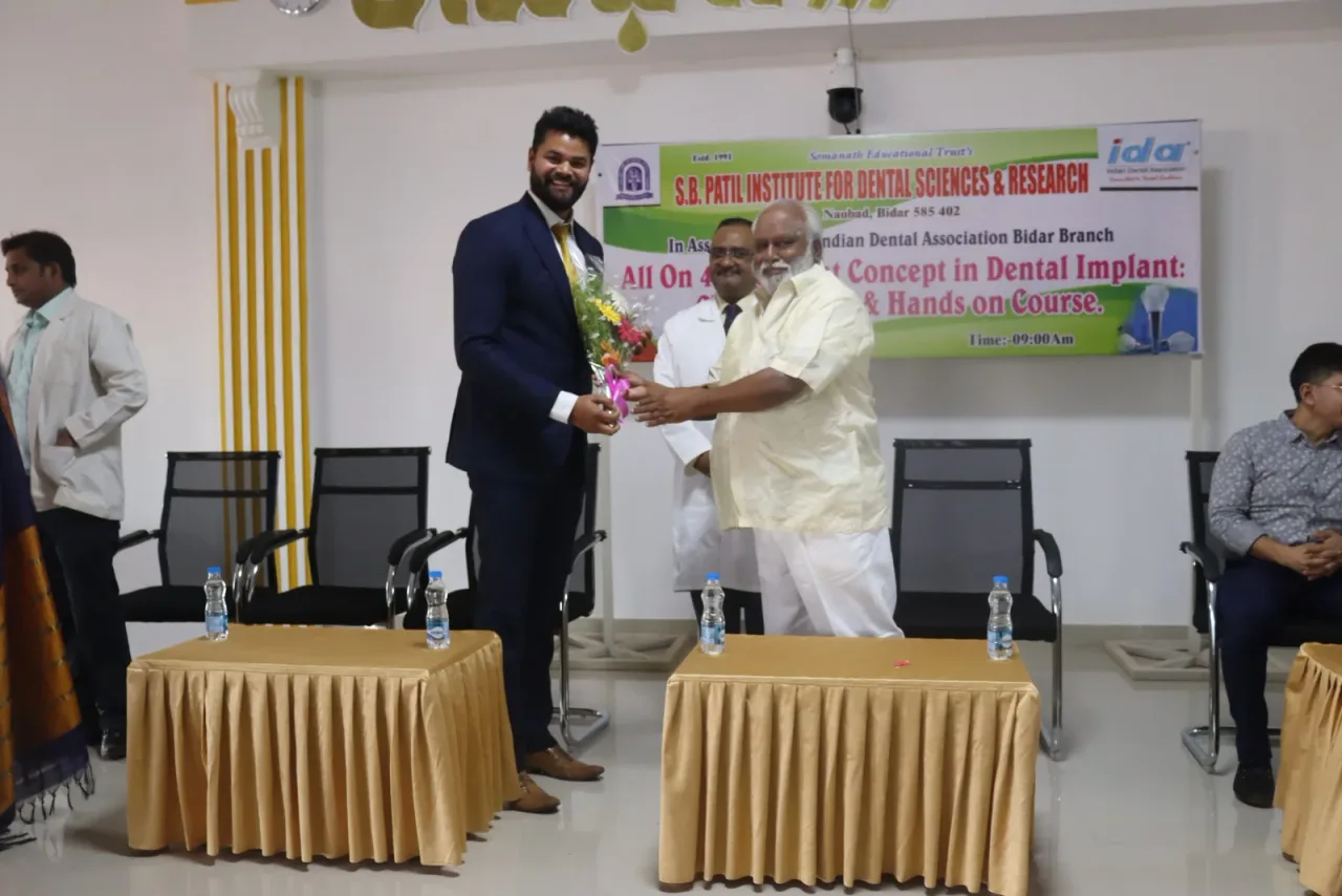 IMG_9710 — workshop or conference participants — S.B. Patil Institute for Dental Sciences and Research