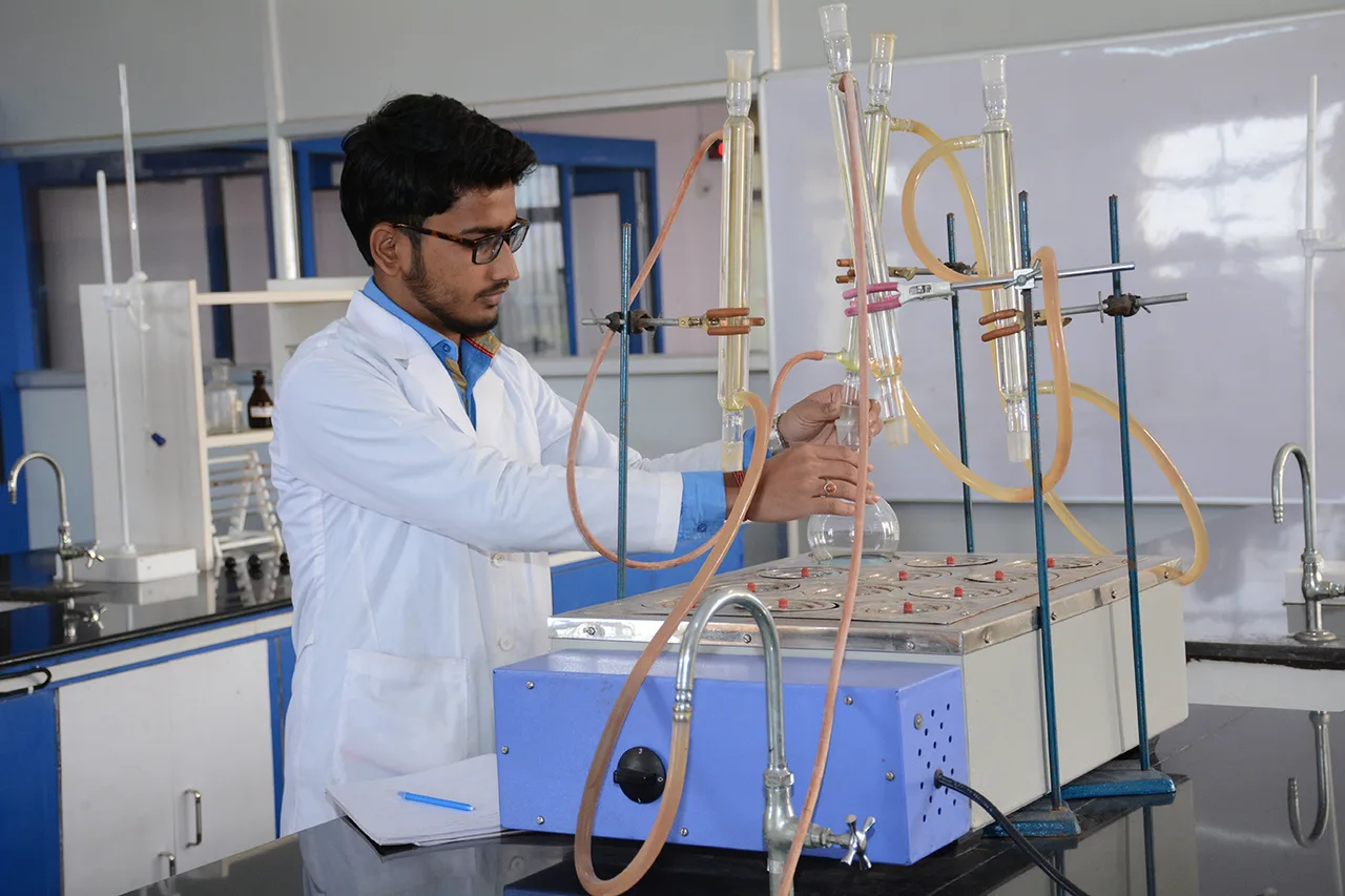 Medicinal Chemistry Lab — adamas-university-kolkata
