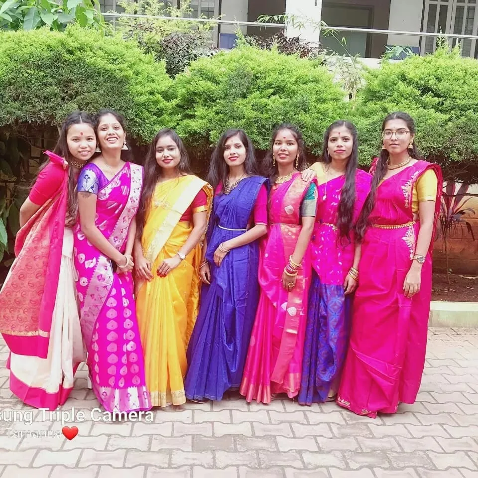 campus 8