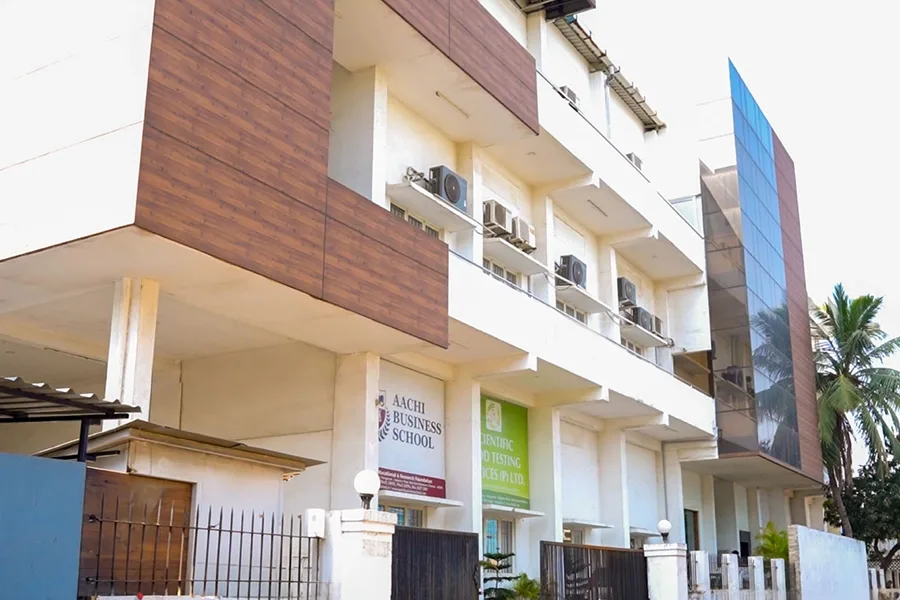 campus 8