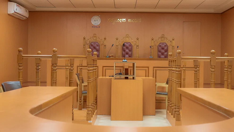 Legal Services Clinic — MKPM RV Institute of Legal Studies