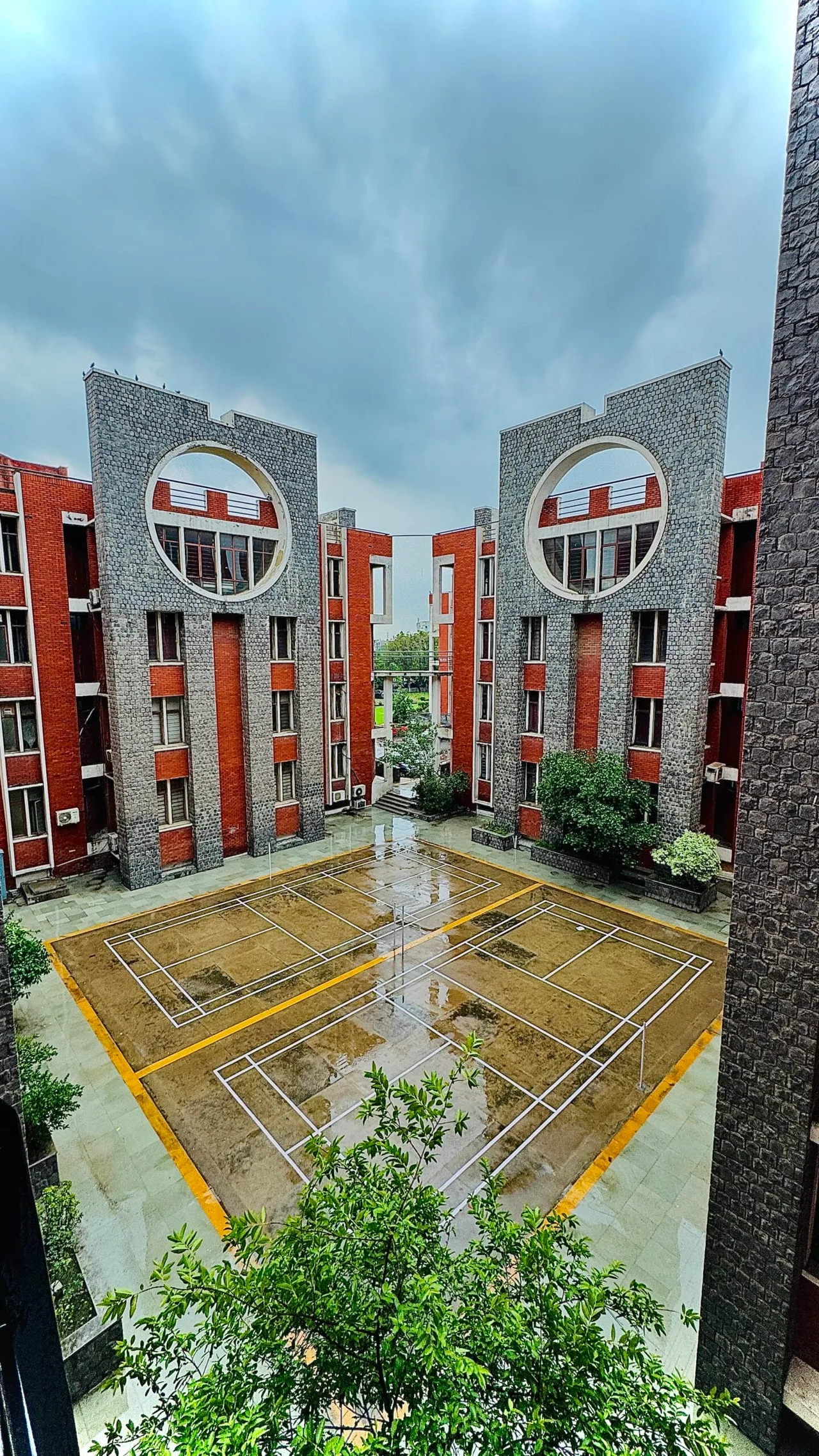campus 4