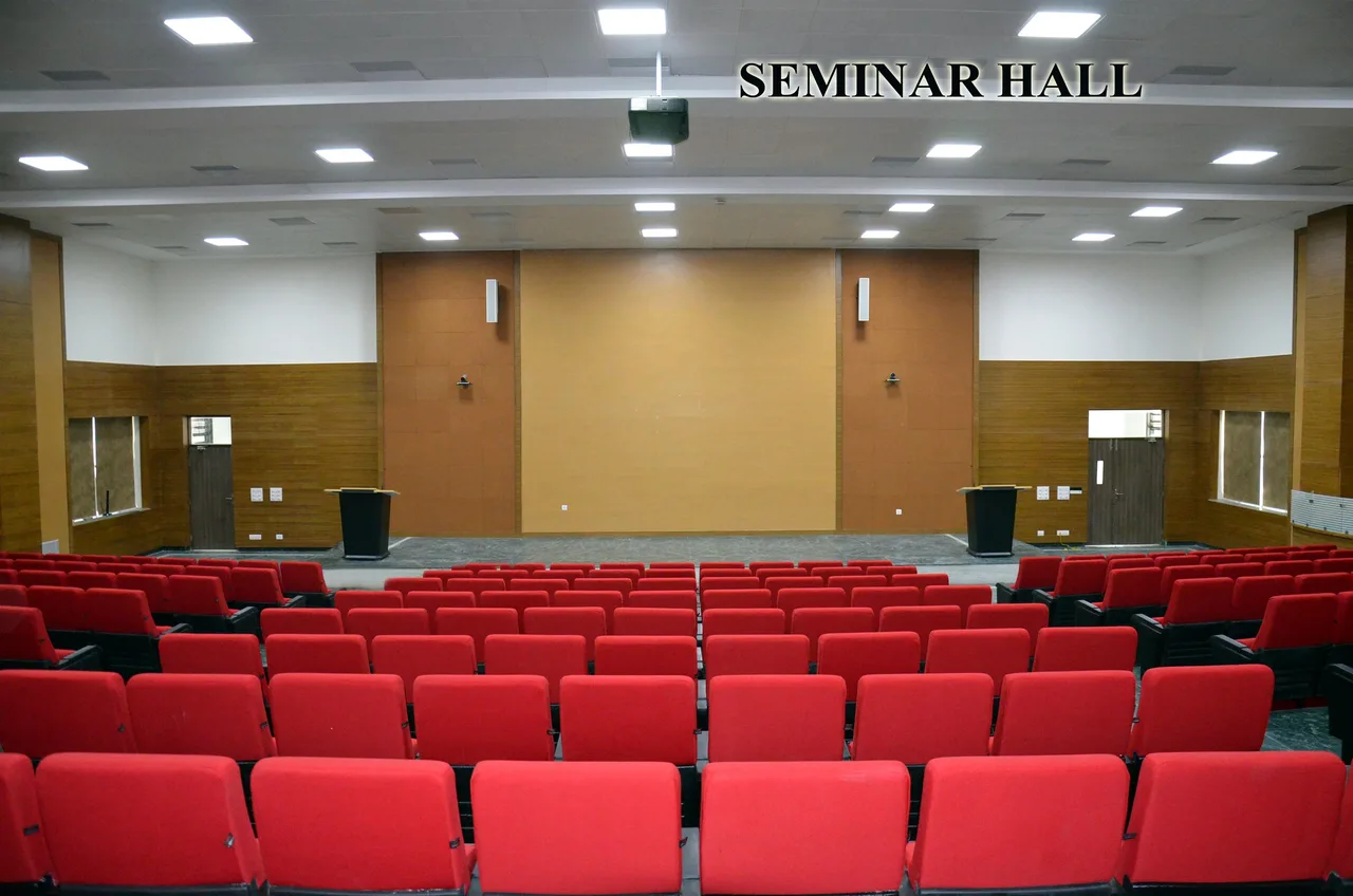 campus 8