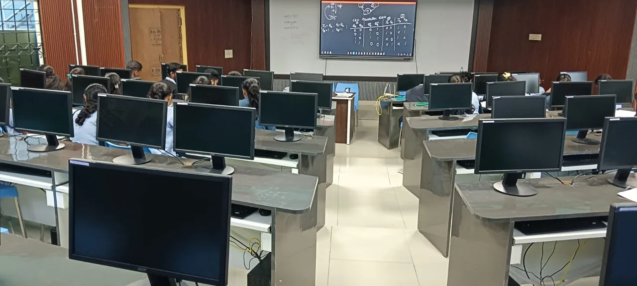 scada lab pics — Maharaja Institute of Technology Mysore