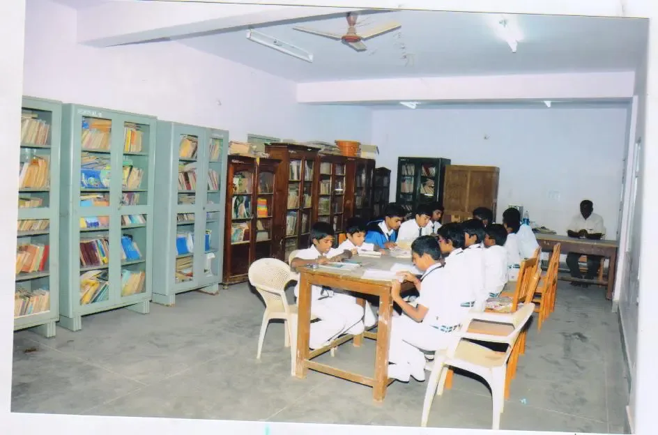 Expansive Library — smt-gangamma-hombegowda-first-grade-college-bengaluru