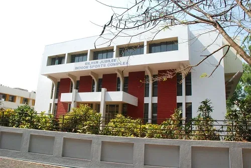 campus 8