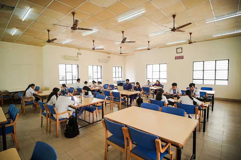campus 8