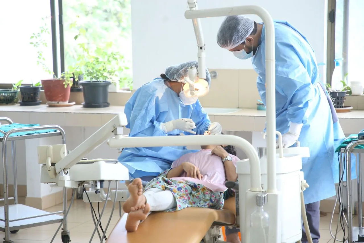 KMCT Dental College — Periodontology Department Gallery Image 4