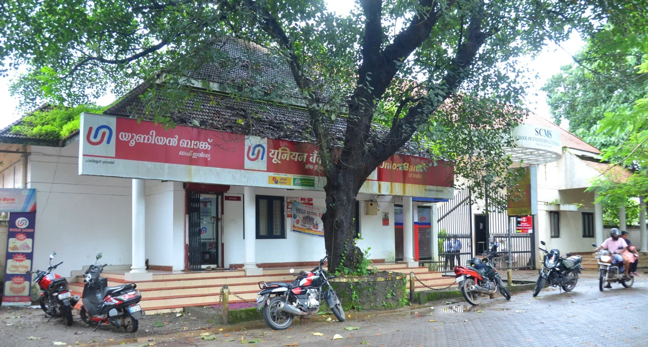 campus 4