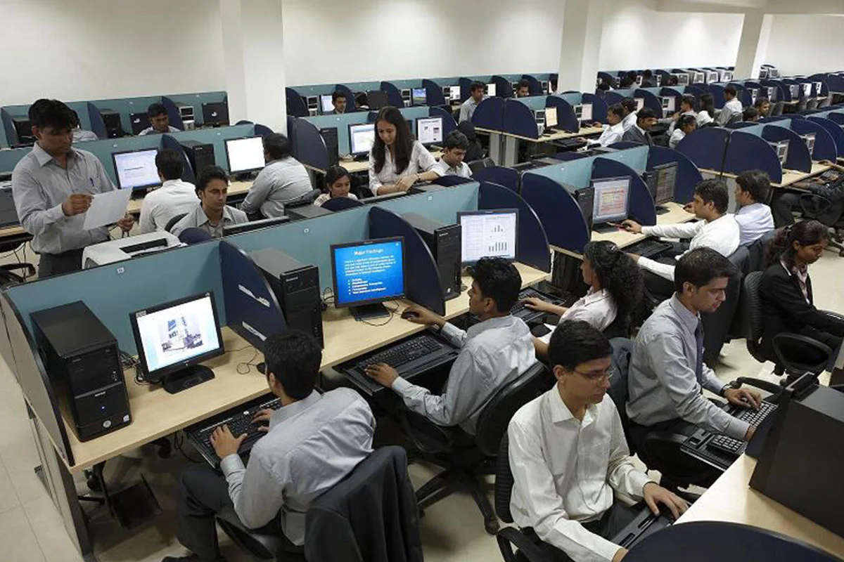 Computer Lab — Rizvi Institute of Management Studies and Research