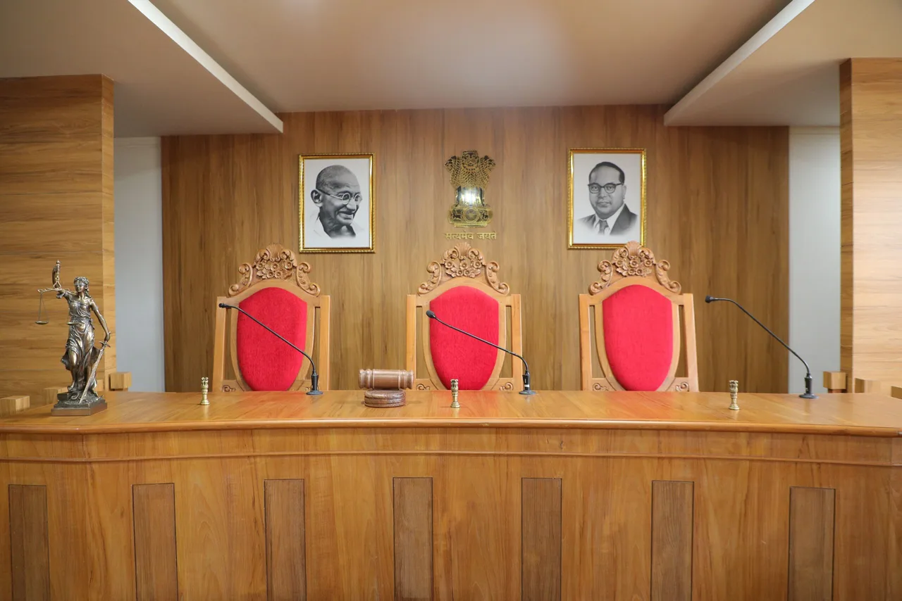 moot court — Christ Academy Institute of Law