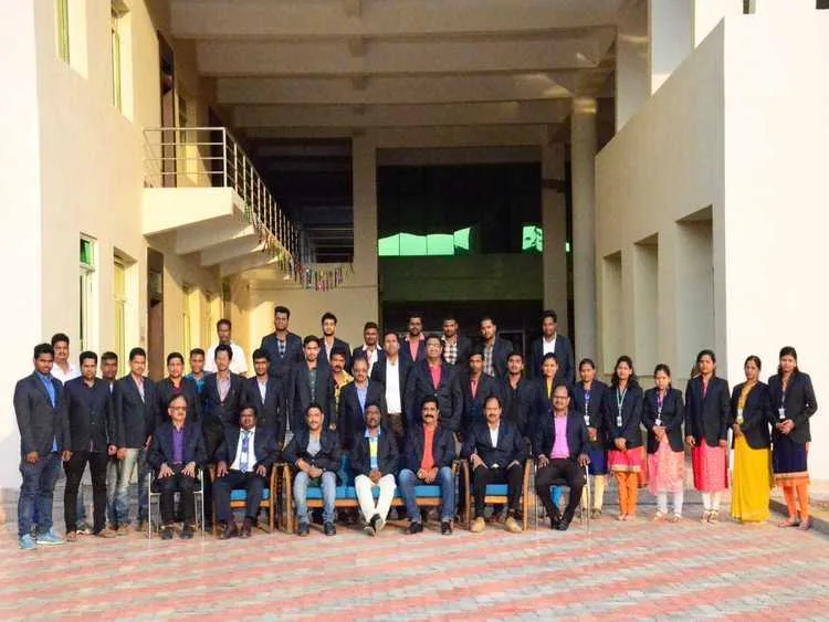 campus 8