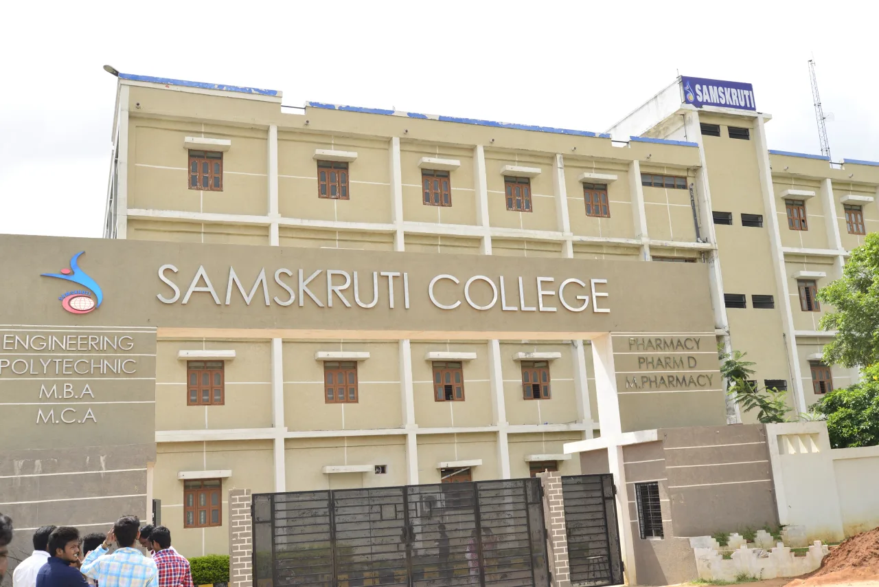 campus 4