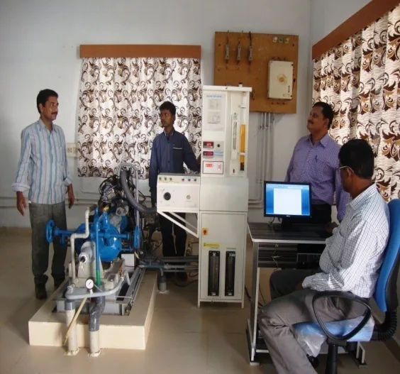 Mechanical Engineering incubation center project/lab photograph 1