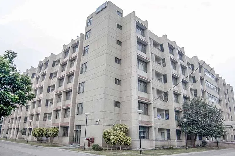 campus 6