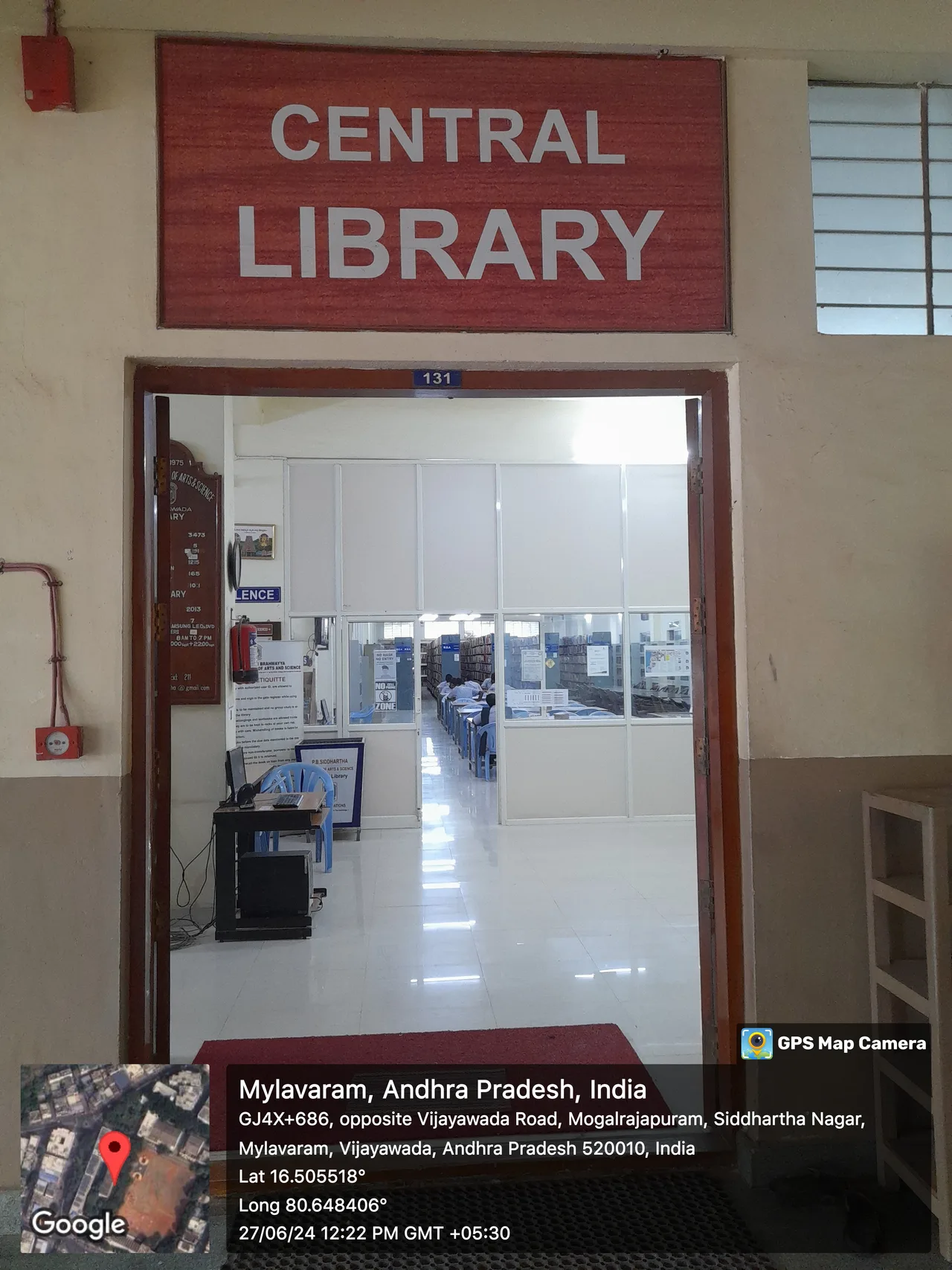 Central Library — Parvathaneni Brahmayya Siddhartha College of Arts & Science