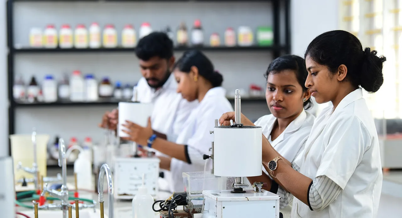 Pharm.D Colleges in Kerala — Ezhuthachan College of Pharmaceutical Sciences