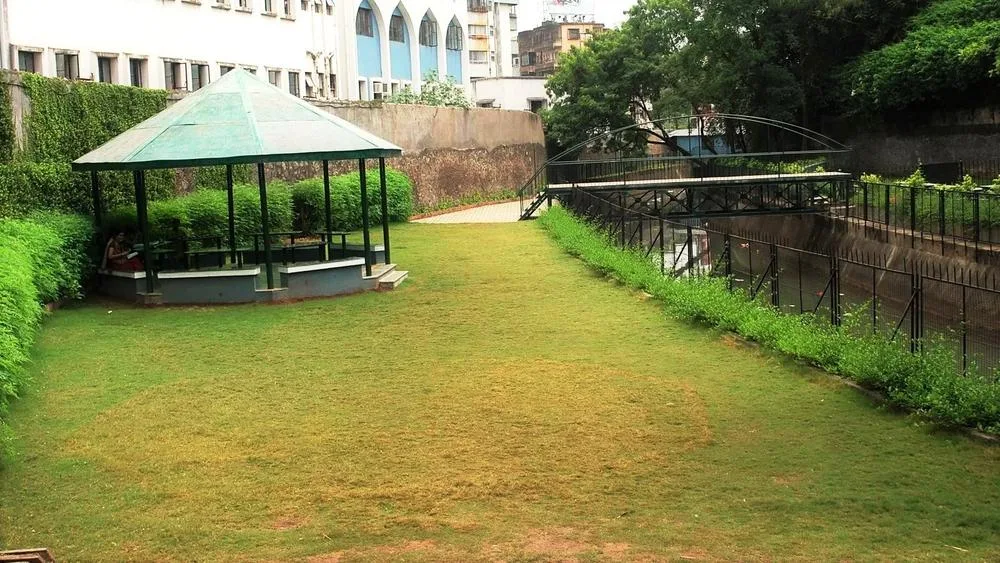 Green Galaxy — M.C.E. Society's Allana College of Architecture