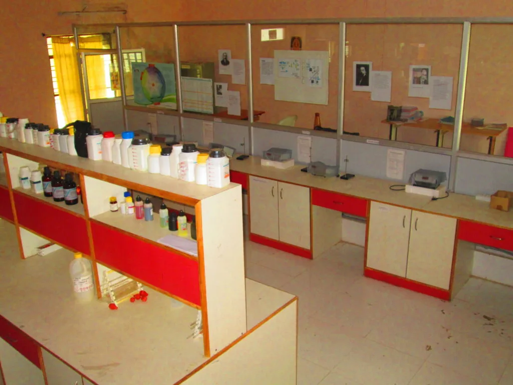 Pharmaceutical analysis laboratory II — Sri Indu Institute of Pharmacy