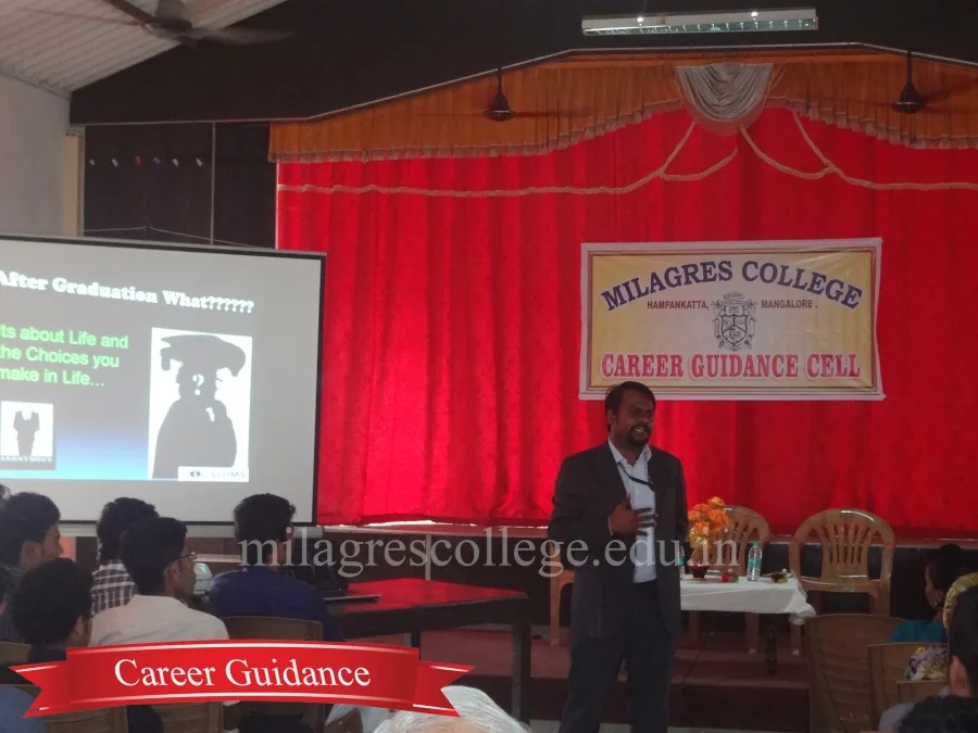 Classroom Lecture — Milagres College