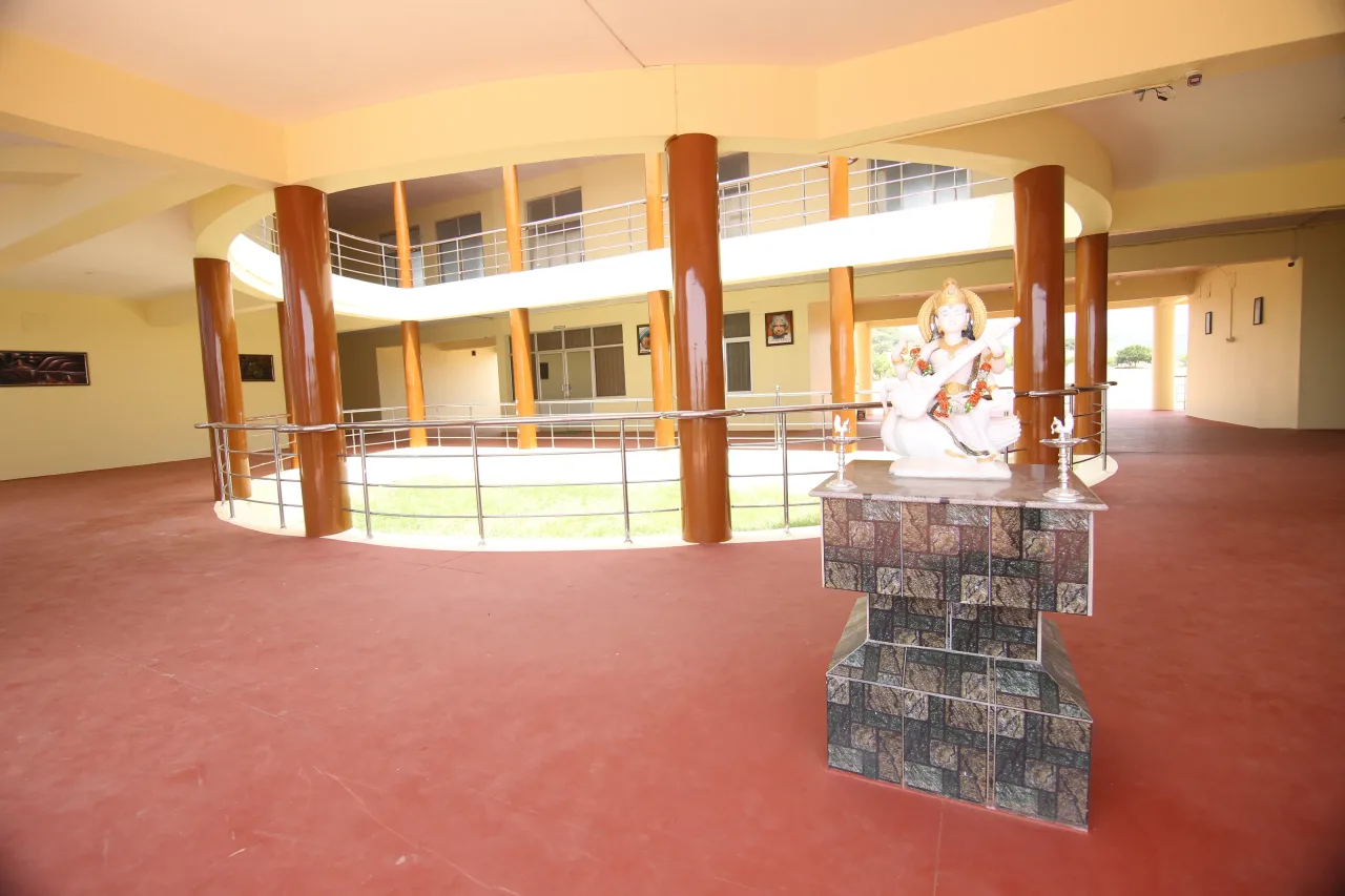 campus 4