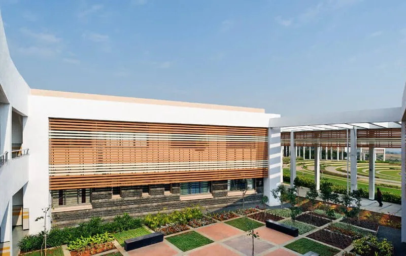 campus 6