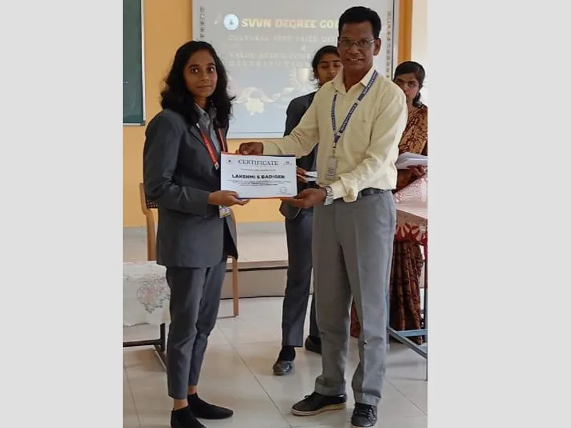 Award ceremony for Cultural Events — SVVN Degree College