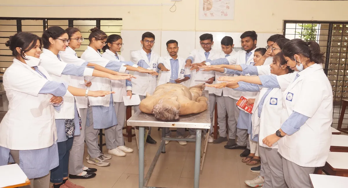 Cadaveric Oath — N.K.P. Salve Institute of Medical Sciences & Research Centre and Lata Mangeshkar Hospital