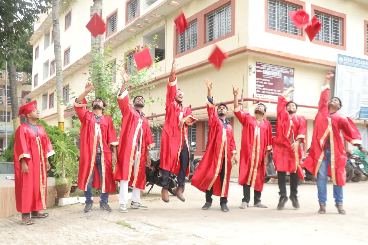 Graduation Day — Swami Vivekananda Institute of Science and Technology