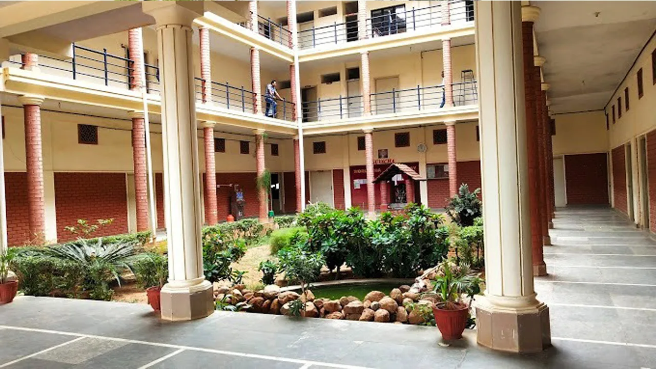 campus 5