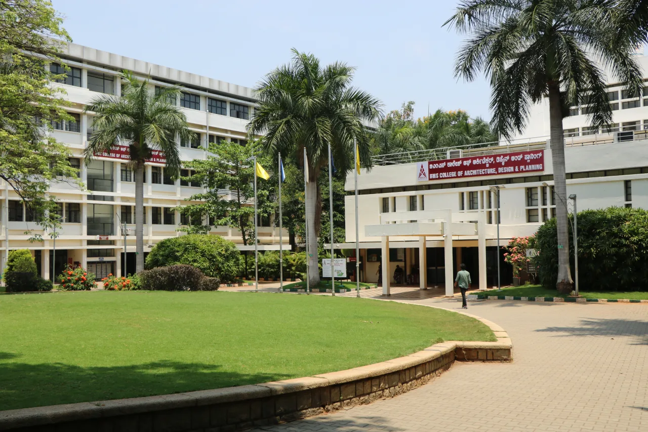 Central Green Lawn — BMS College of Architecture, Design and Planning