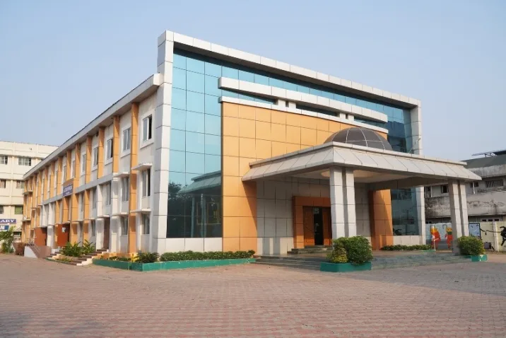 campus 6
