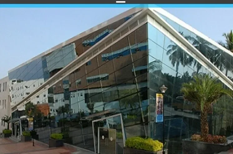 campus 4