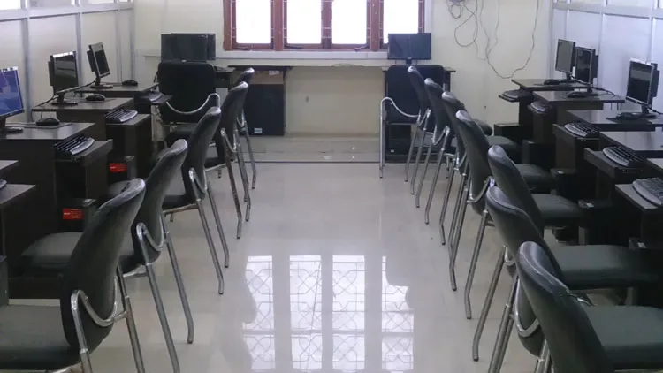 Computer lab at Dr VRK Women s Medical College